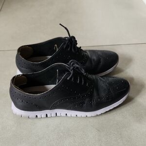 Cole Haan Zero Grand Walking Shoe Black w/pale Lavender/Light Gray Sole